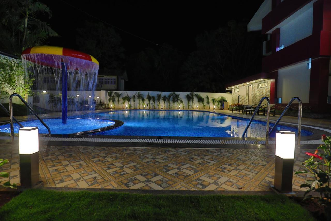 Imperial Grande Resort Lonavala Kültér fotó