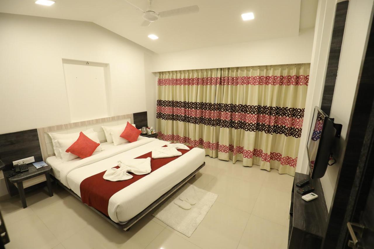 Imperial Grande Resort Lonavala Kültér fotó