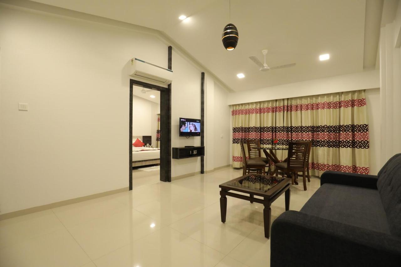 Imperial Grande Resort Lonavala Kültér fotó
