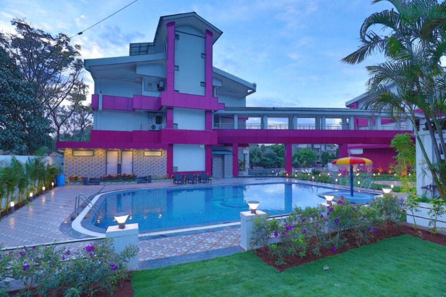 Imperial Grande Resort Lonavala Kültér fotó